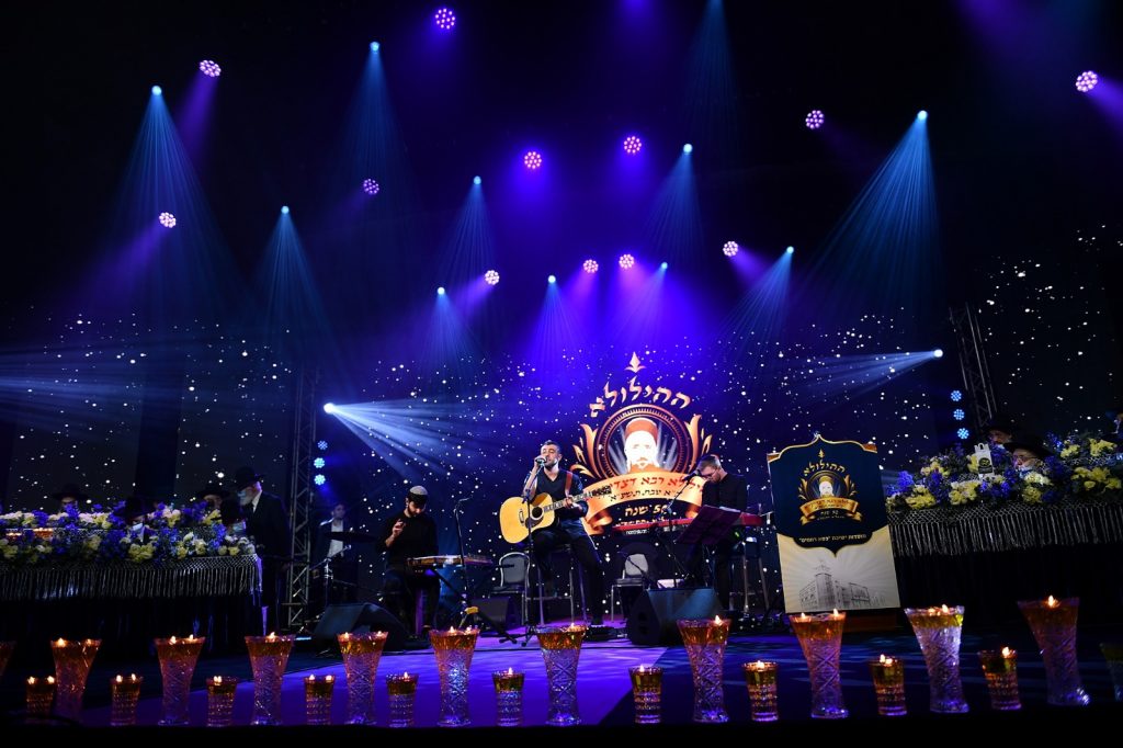 מוסדות 'כסא רחמים' במפגן אדיר בשידור חי • גלריה מוסדות 'כסא רחמים' במפגן אדיר בשידור חי • גלריה