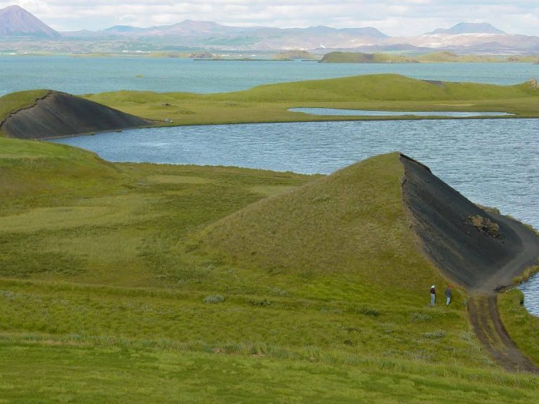 הקברניט "חתך" את השמיים והבהיל את התושבים – צפו