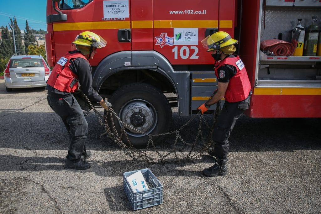 ההיערכות, הסערה, ונזקי הסופה • תמונות מרחבי הארץ