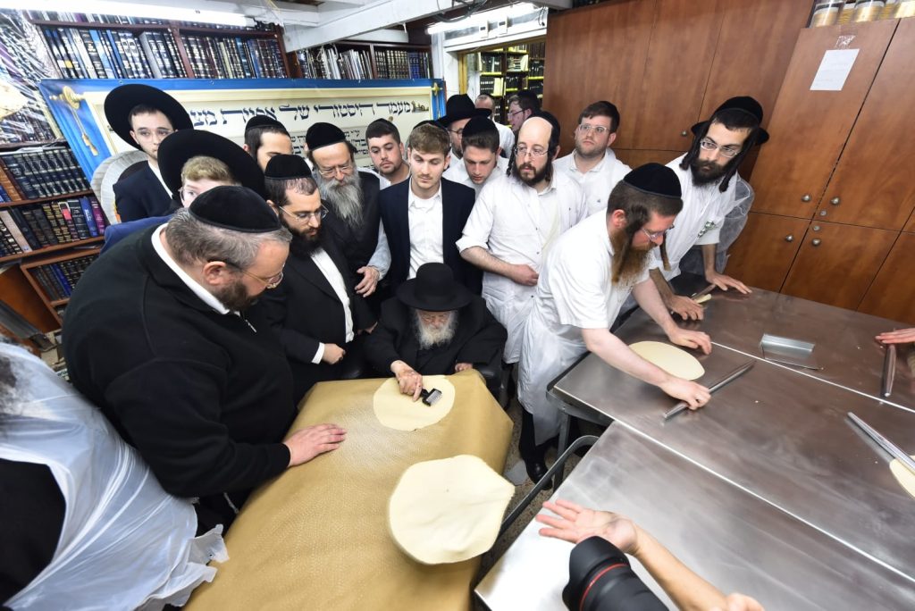 מאורע היסטורי: המאפייה שהוקמה בבית הגר"ח לטובת הנגידים • צפו: