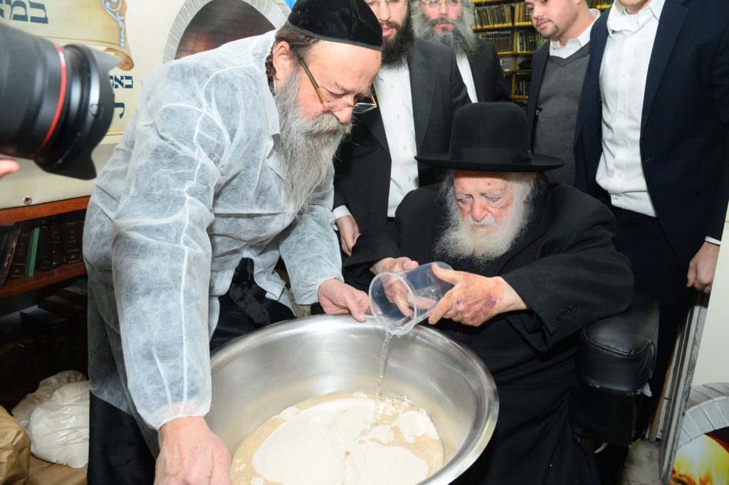 מאורע היסטורי: המאפייה שהוקמה בבית הגר"ח לטובת הנגידים • צפו: