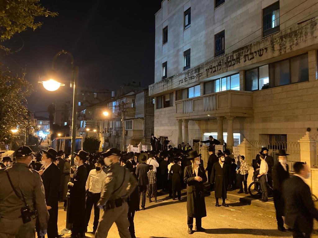 שידור חוזר: הלווית הגרח"מ וואזנר זצ"ל