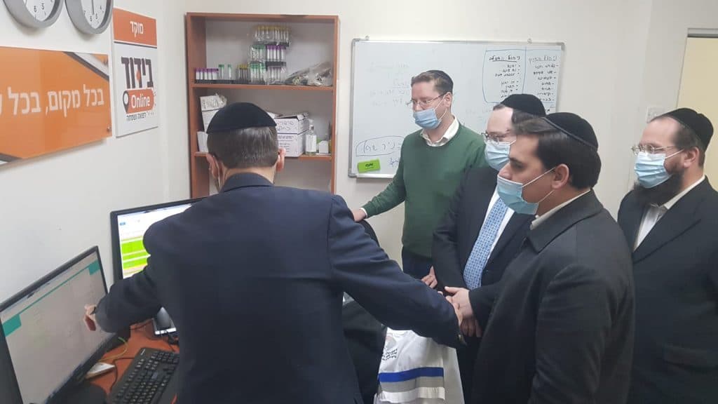 חבר המועצה ביקר ונפעם "היקף הסיוע בלתי נתפס" • גלריה