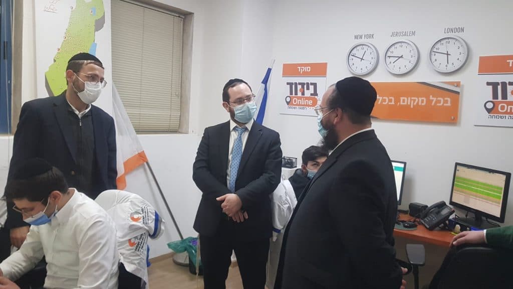 חבר המועצה ביקר ונפעם "היקף הסיוע בלתי נתפס" • גלריה