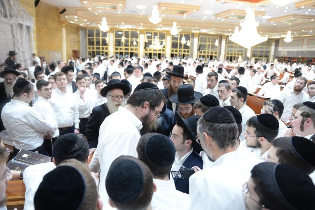 גלריה: ההספד במלאות השבעה להגרמ"ד סולובייצ'יק בהיכל ישיבת עטרת שלמה