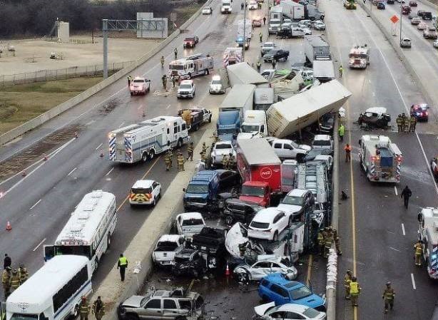 תמונה מ'נהרות הזהב' ו-54 מגנטים בבטן • בעולם