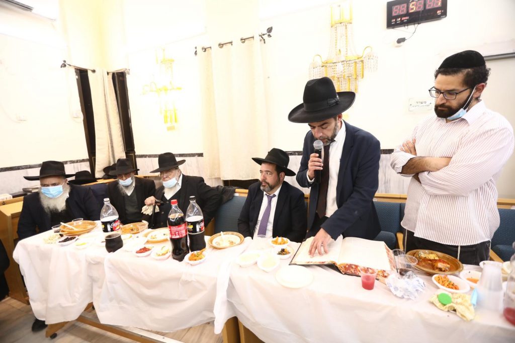 תיעוד: הכנסת ספר תורה ל'היכל מרן'