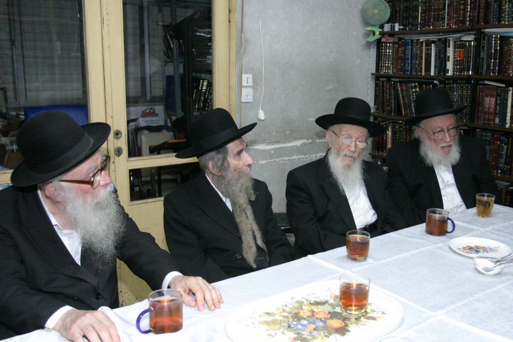 גלריה מורחבת: מראות חייו של ראש הישיבה הגר"י שיינר זצוק"ל