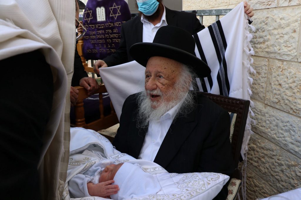 גלריה: הגרב"ד בביקור בעיר אלעד