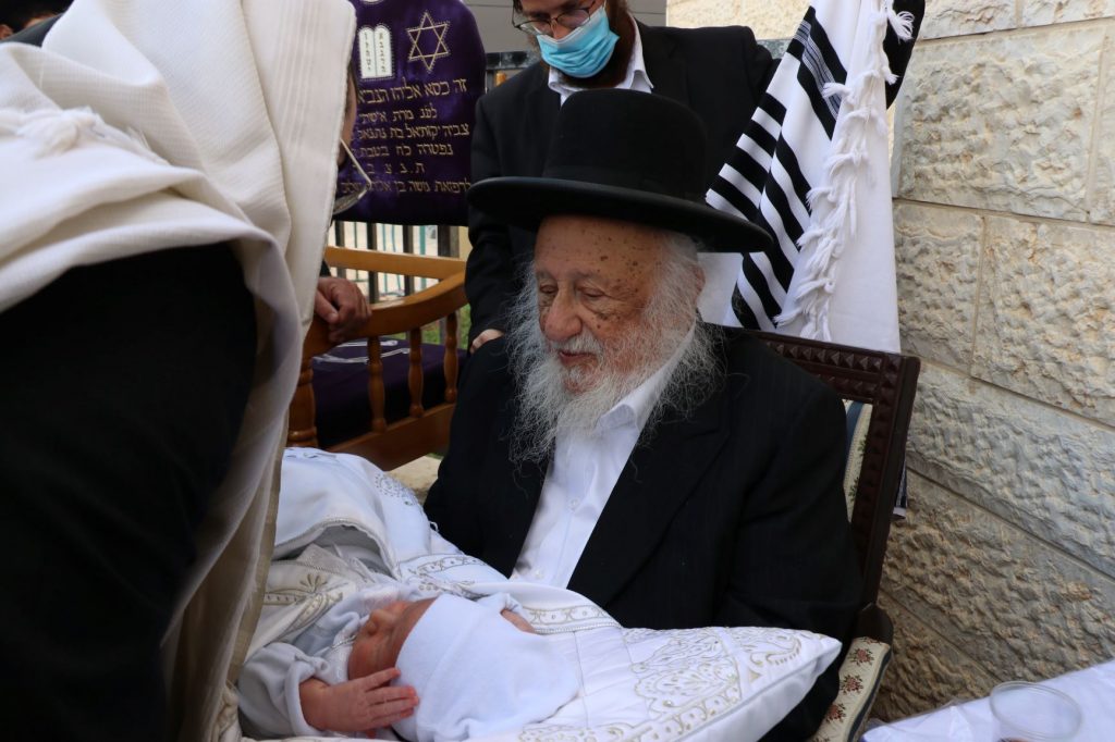 גלריה: הגרב"ד בביקור בעיר אלעד