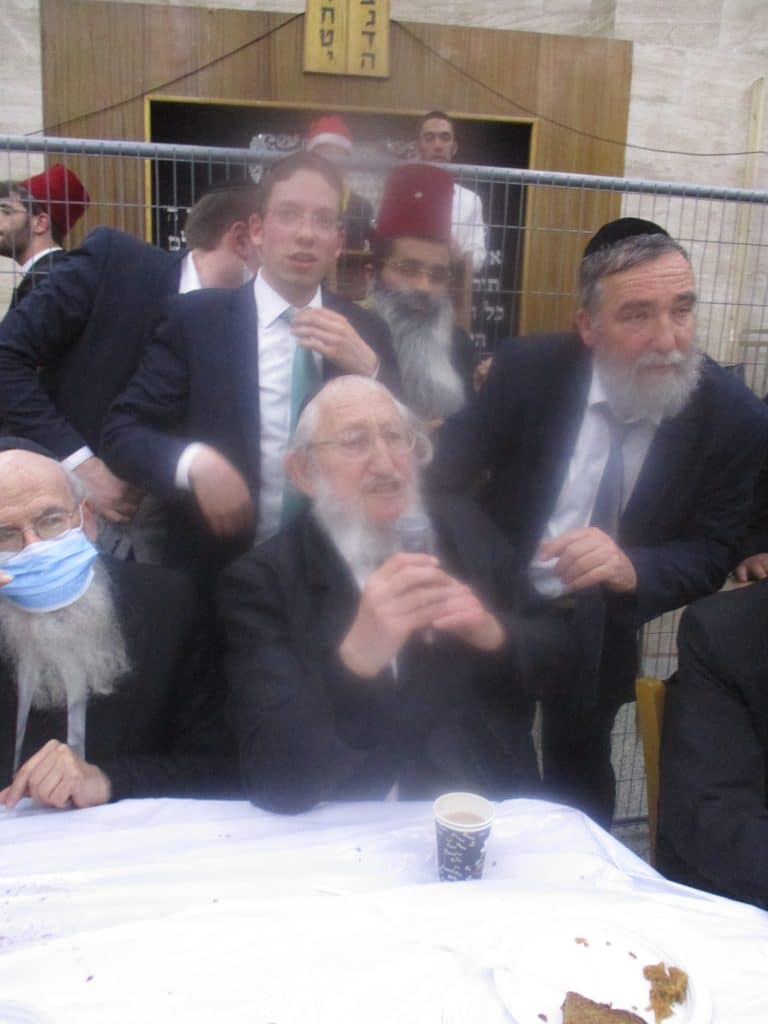 פורים אצל חבר המועצת הגר"א לוי • צפו