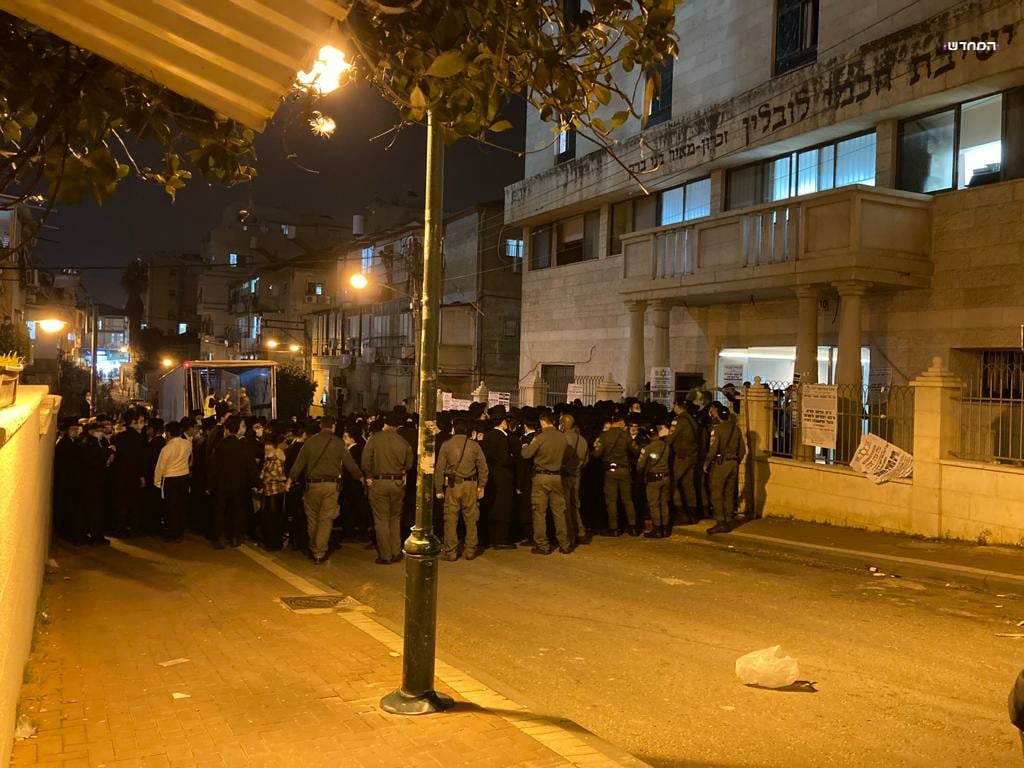 שידור חוזר: הלווית הגרח"מ וואזנר זצ"ל