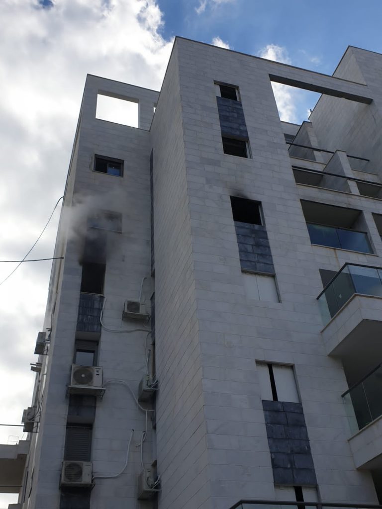 תיעוד מצער: בית האברך נשרף כליל