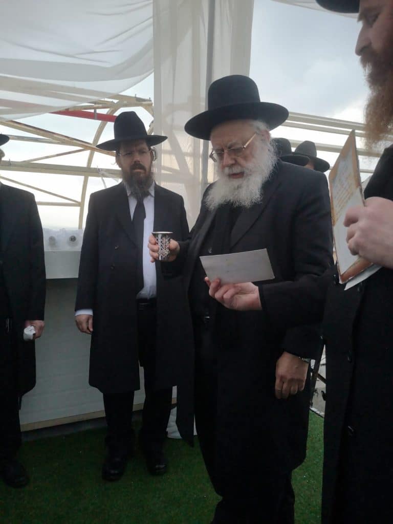 תיעוד משמחת נישואי בן ראש ישיבת 'כנסת יצחק' - ק"ס • גלריה