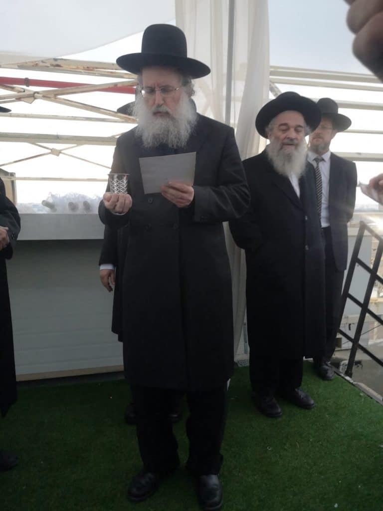 תיעוד משמחת נישואי בן ראש ישיבת 'כנסת יצחק' - ק"ס • גלריה