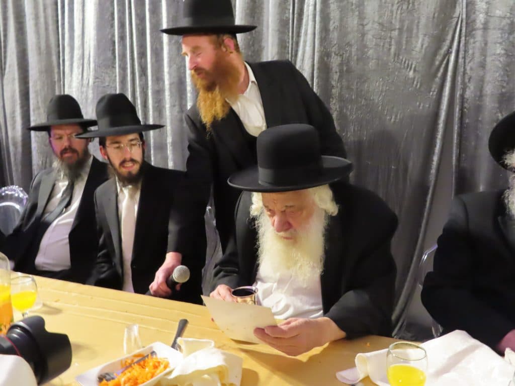 תיעוד משמחת נישואי בן ראש ישיבת 'כנסת יצחק' - ק"ס • גלריה