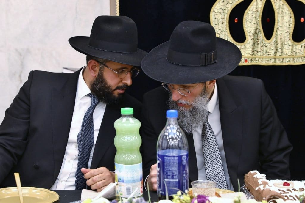 הספר תורה של 'הסבתא' הוכנס להיכל הישיבה