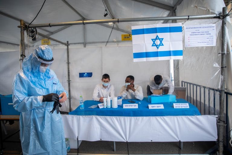 כ-1,200 חולי קורונה הגיעו לקלפיות בהסעות המיוחדות