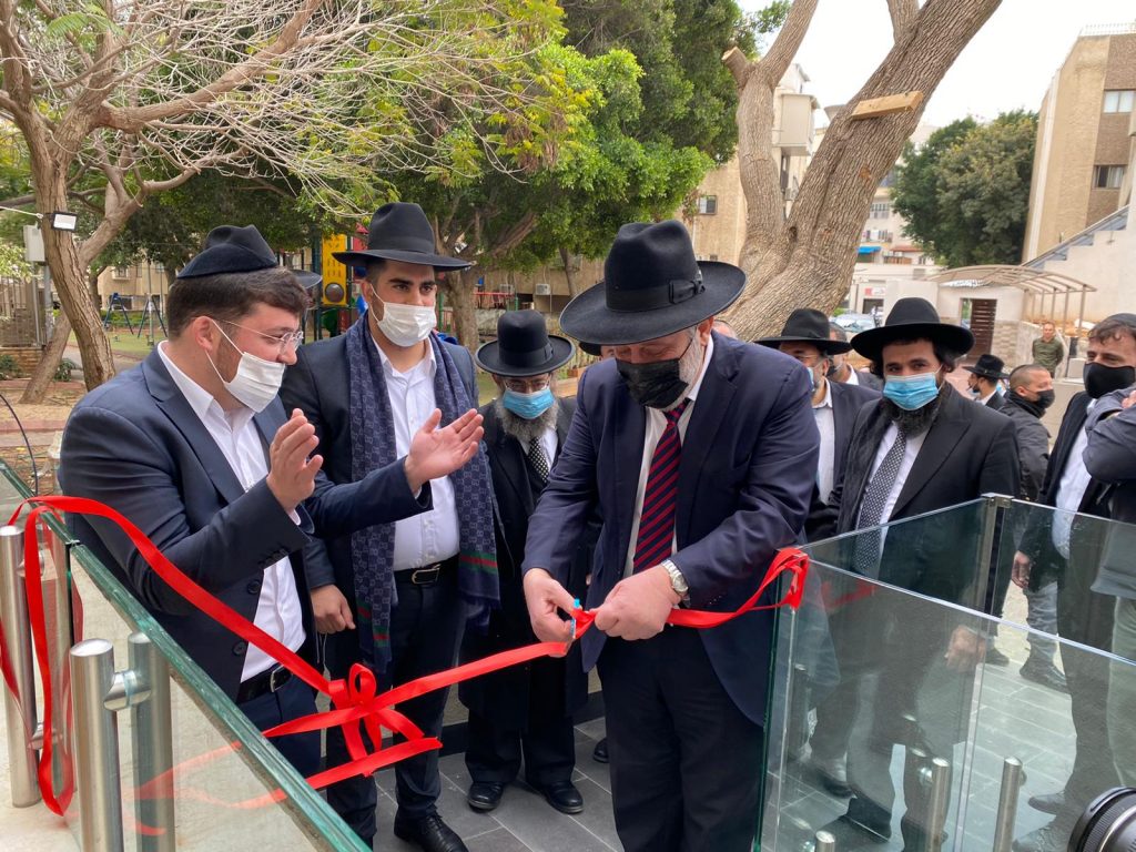 תיעוד: הגר"ש בעדני והשר דרעי בחנוכת 'היכל מרן'