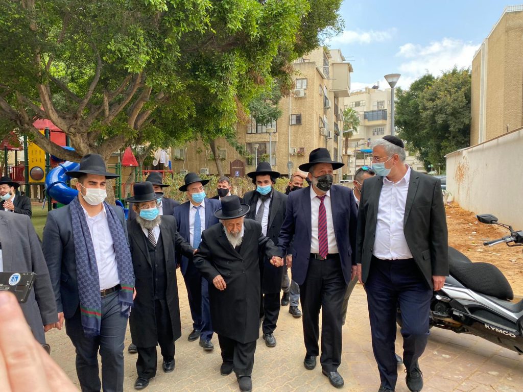 תיעוד: הגר"ש בעדני והשר דרעי בחנוכת 'היכל מרן'