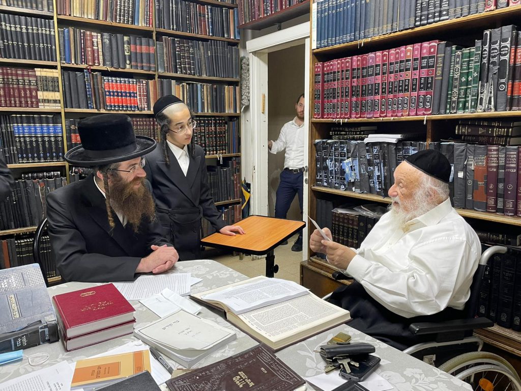 ראש ישיבת אוריתא אצל גדולי ישראל