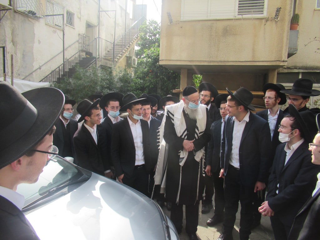 ראש ישיבת 'קרית מלך' ב'ברכת האילונות' • צפו: