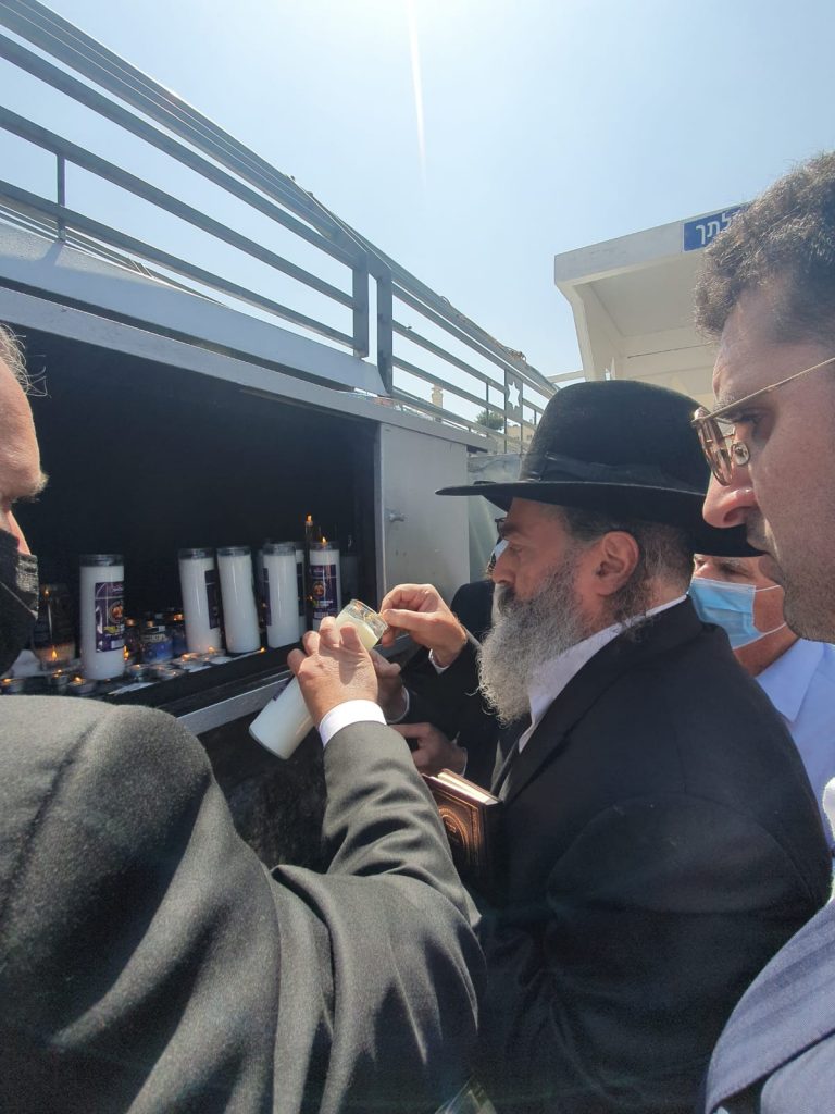 הילולת הבאבא מאיר: הבן האדמו"ר רבי יקותיאל עלה לקבר