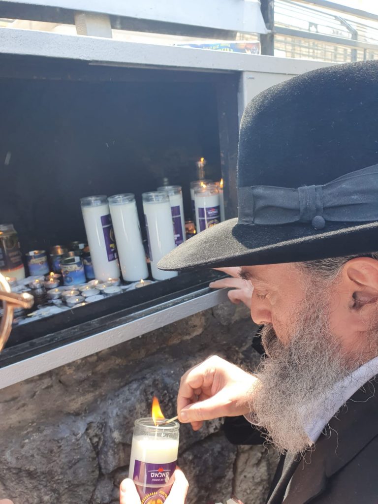 הילולת הבאבא מאיר: הבן האדמו"ר רבי יקותיאל עלה לקבר