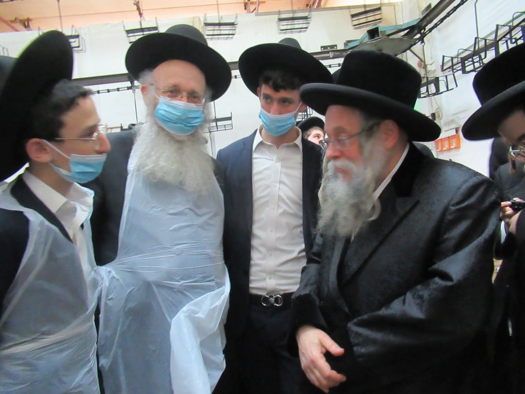 הגאון רבי יהודה אריה דינר באפית מצוות מכונה