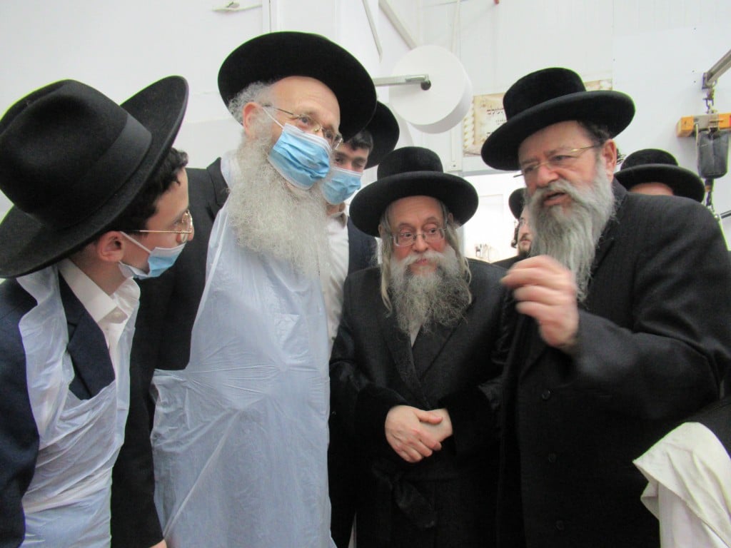 הגאון רבי יהודה אריה דינר באפית מצוות מכונה