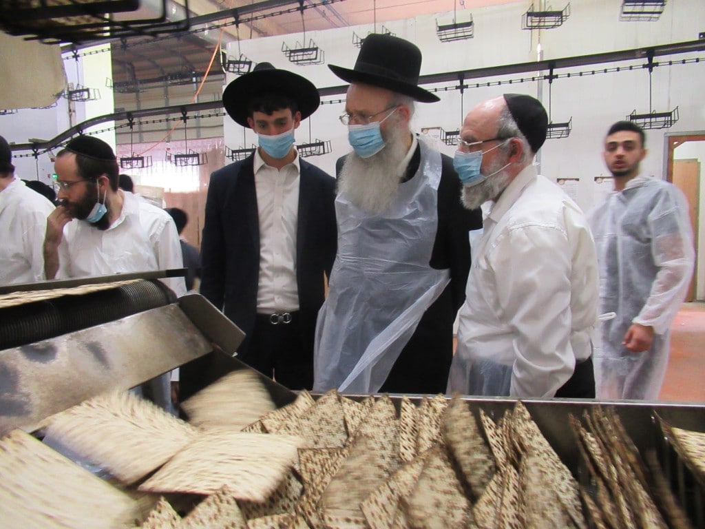 הגאון רבי יהודה אריה דינר באפית מצוות מכונה