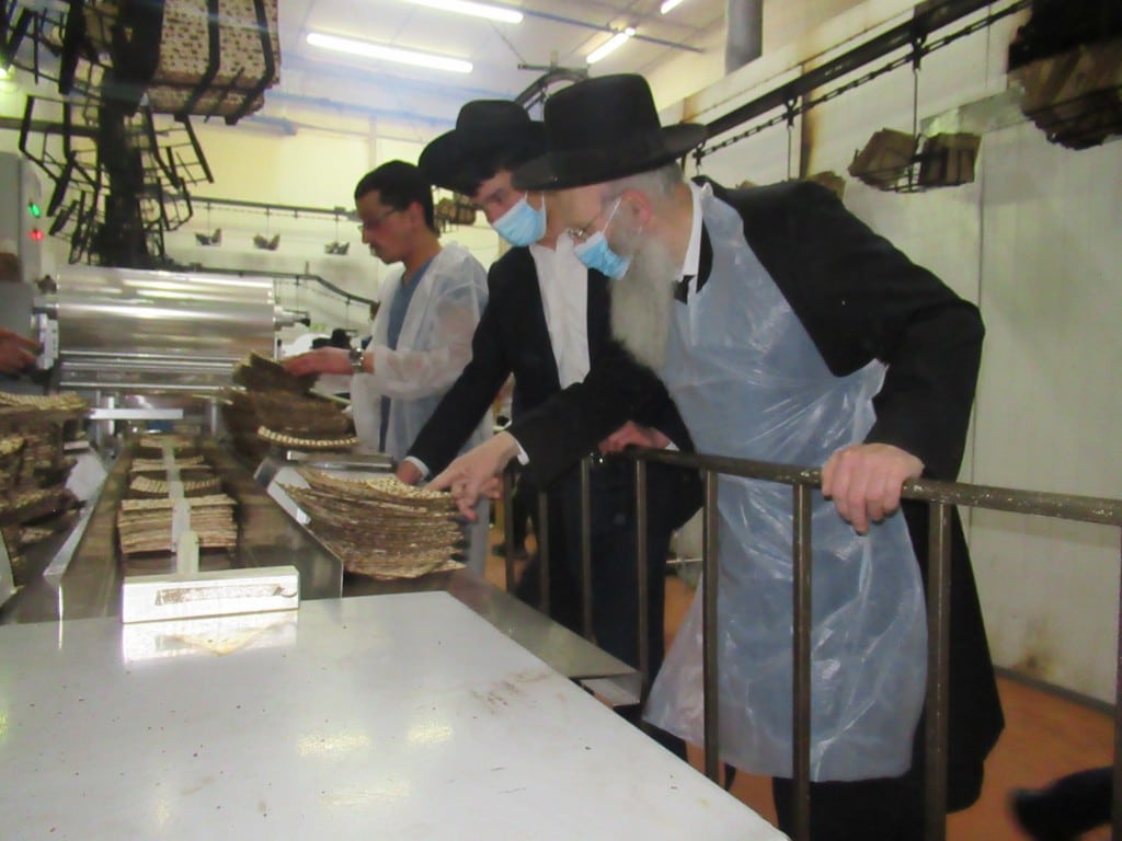 הגאון רבי יהודה אריה דינר באפית מצוות מכונה