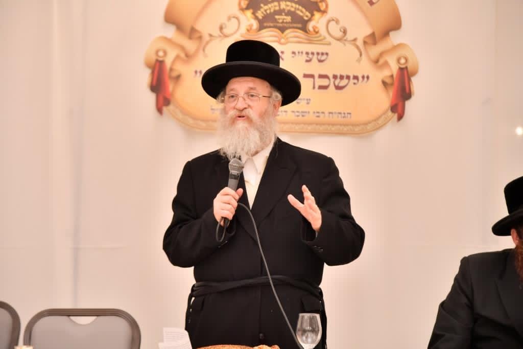 סיום מסכת גיטין בישיבת מכנובקא בעלזא