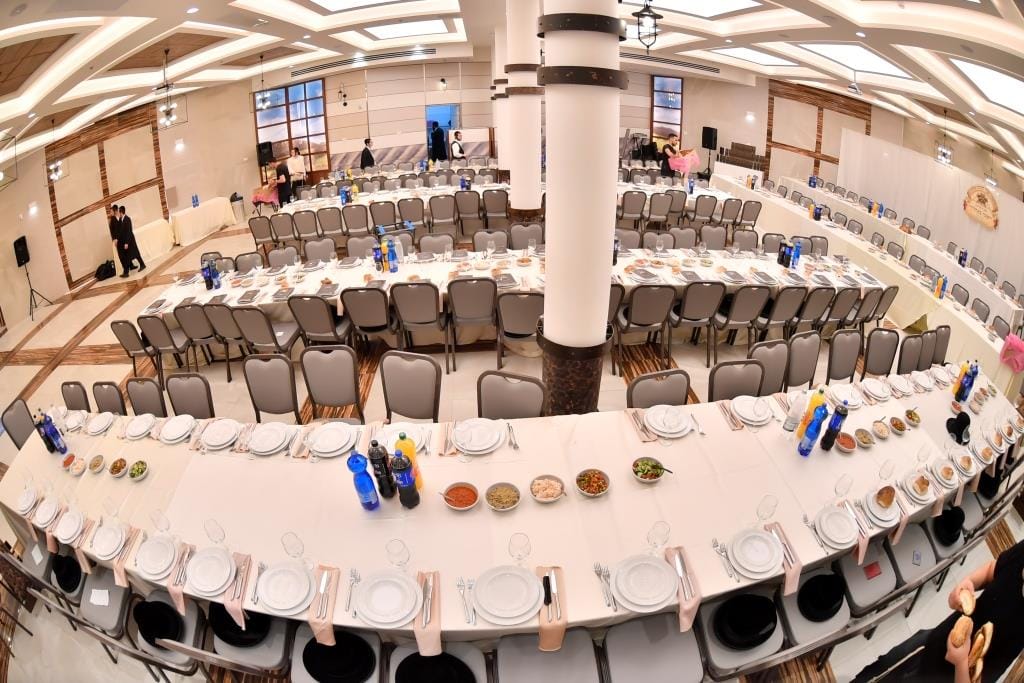 סיום מסכת גיטין בישיבת מכנובקא בעלזא