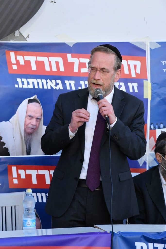 "בשליחותם" תיעוד נרחב ממסע החכי"ם ברחבי הארץ