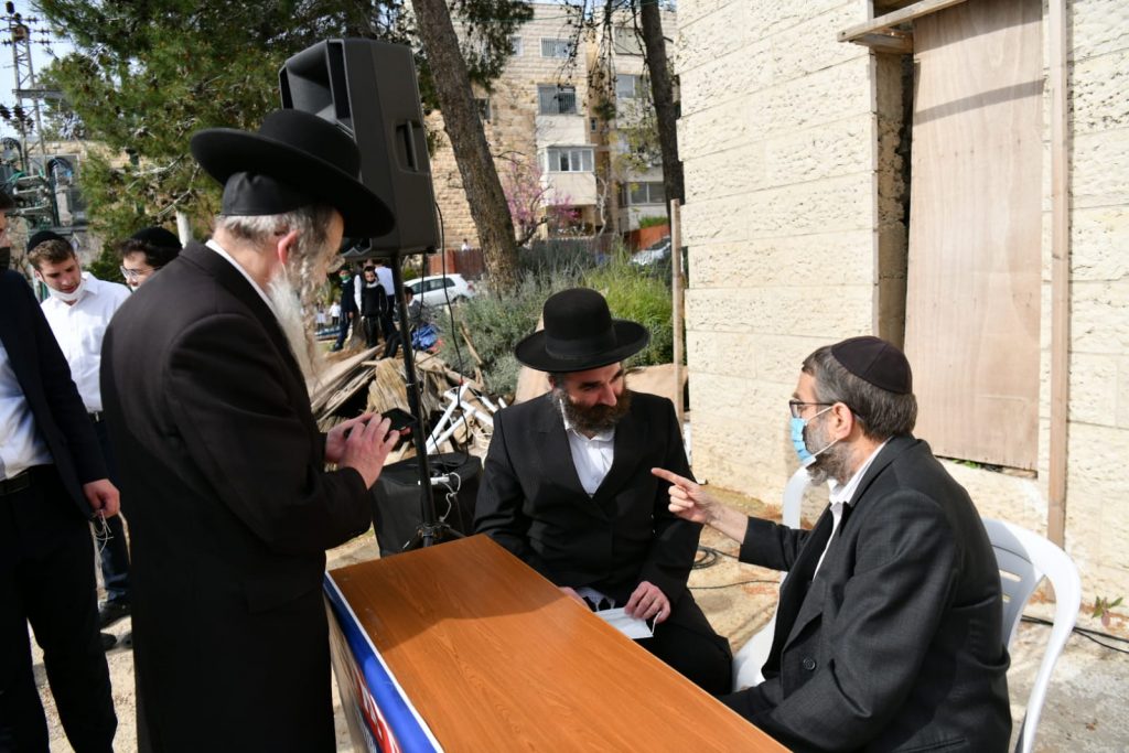 "בשליחותם" תיעוד נרחב ממסע החכי"ם ברחבי הארץ