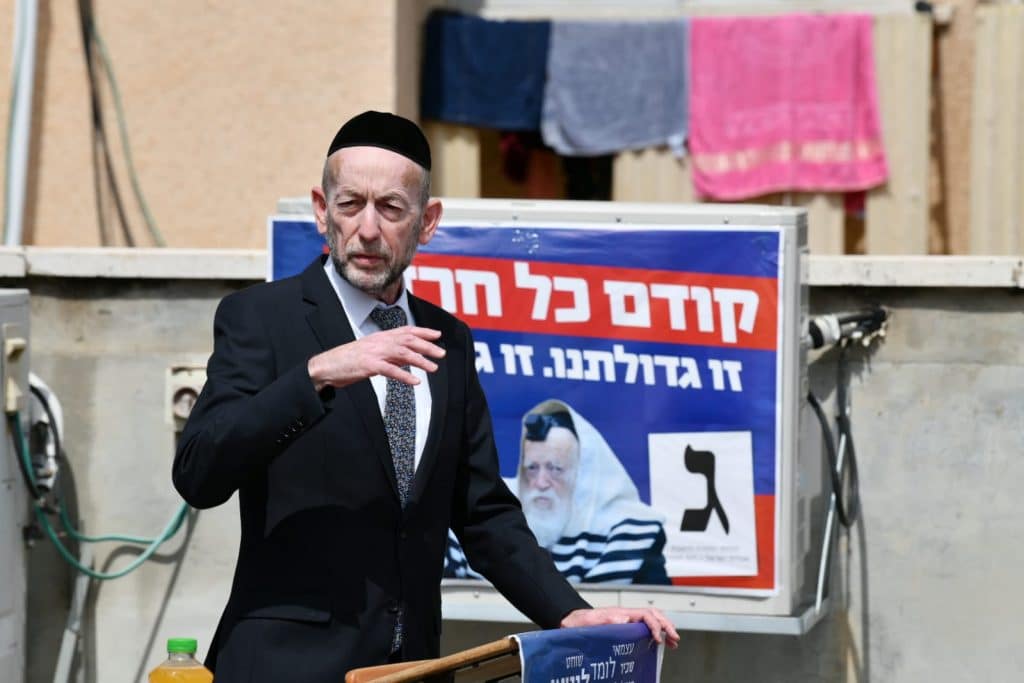 "בשליחותם" תיעוד נרחב ממסע החכי"ם ברחבי הארץ