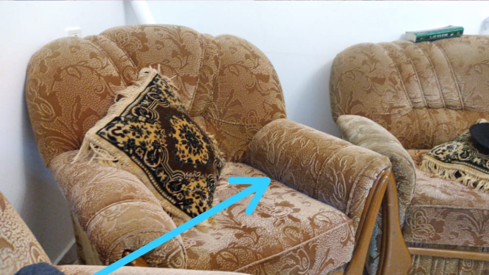 מרגש: שליח חב"ד מצא בתוך הספה 100,000$ שהוחזרו מיד לבעלים • צפו מרגש: שליח חב"ד מצא בתוך הספה 100,000$ שהוחזרו מיד לבעלים • צפו