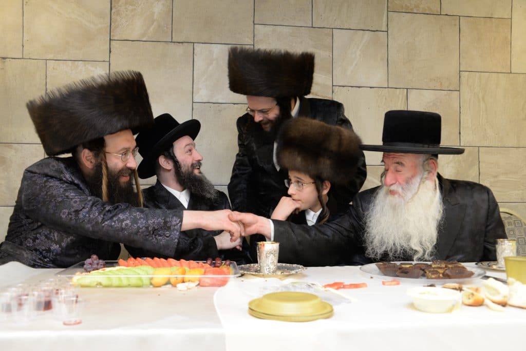 גלריה: שמחת הבר מצווה לבן האדמו"ר מספינקא גני גד