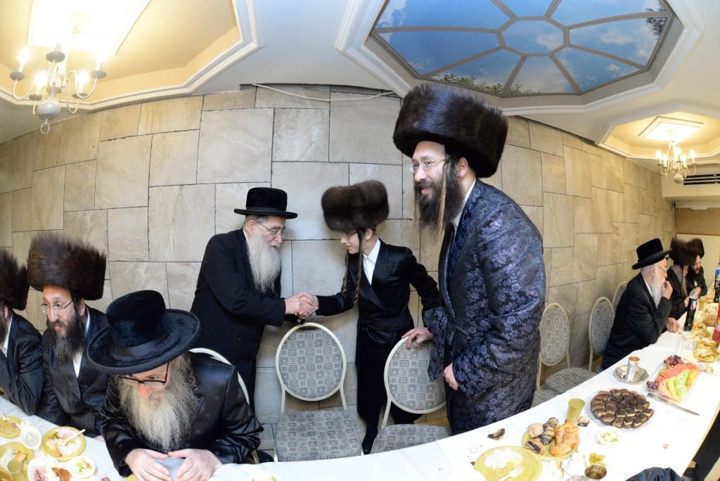 גלריה: שמחת הבר מצווה לבן האדמו"ר מספינקא גני גד