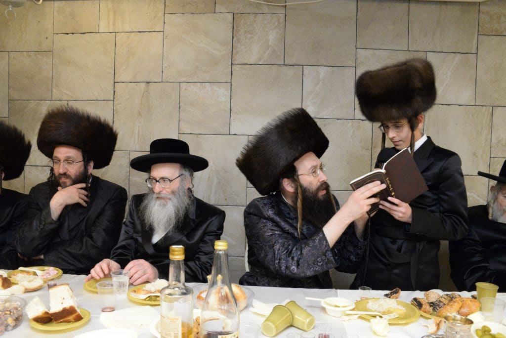 גלריה: שמחת הבר מצווה לבן האדמו"ר מספינקא גני גד