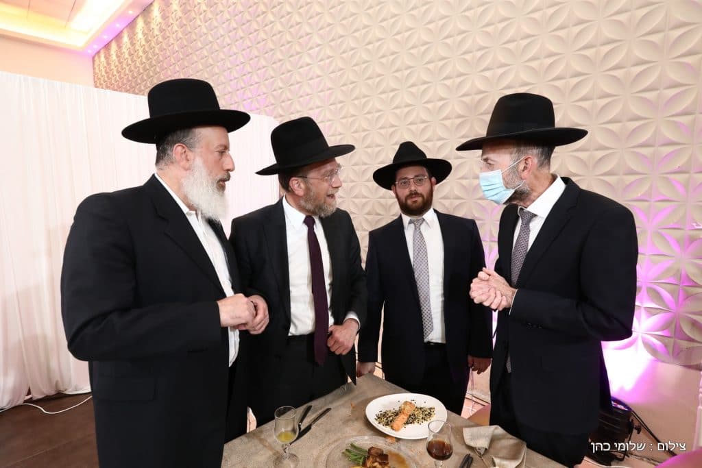 מזל טוב: חגיגת הבר מצוה לבנו של חבר המועצה