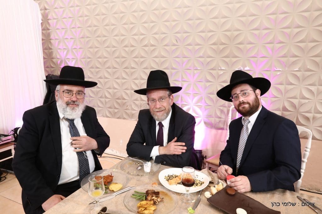 מזל טוב: חגיגת הבר מצוה לבנו של חבר המועצה