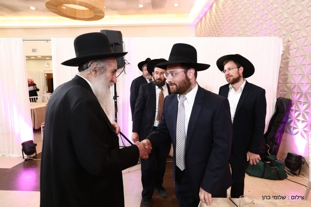 מזל טוב: חגיגת הבר מצוה לבנו של חבר המועצה