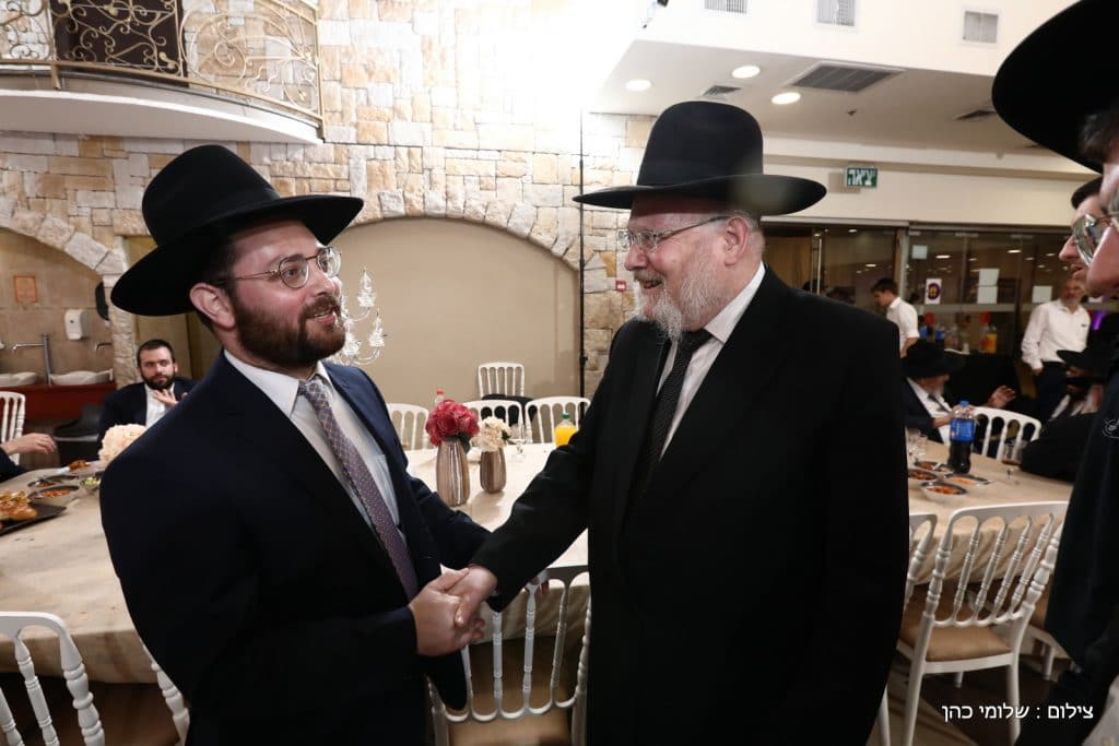 מזל טוב: חגיגת הבר מצוה לבנו של חבר המועצה