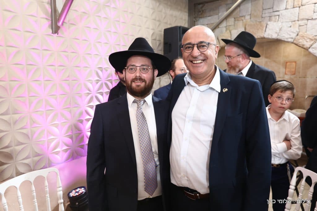 מזל טוב: חגיגת הבר מצוה לבנו של חבר המועצה