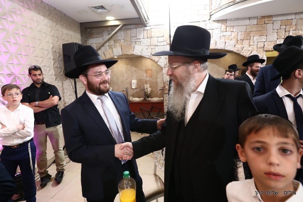 מזל טוב: חגיגת הבר מצוה לבנו של חבר המועצה