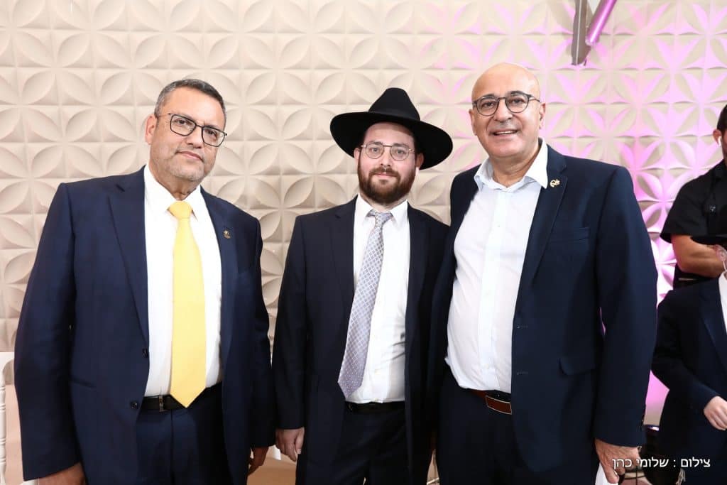 מזל טוב: חגיגת הבר מצוה לבנו של חבר המועצה