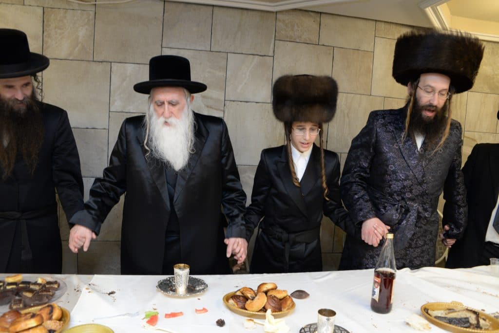 גלריה: שמחת הבר מצווה לבן האדמו"ר מספינקא גני גד