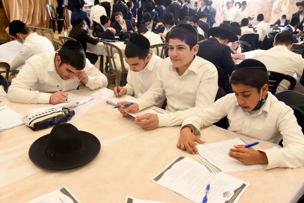 מה גרם לראש הישיבה לצאת לראשונה מביתו?